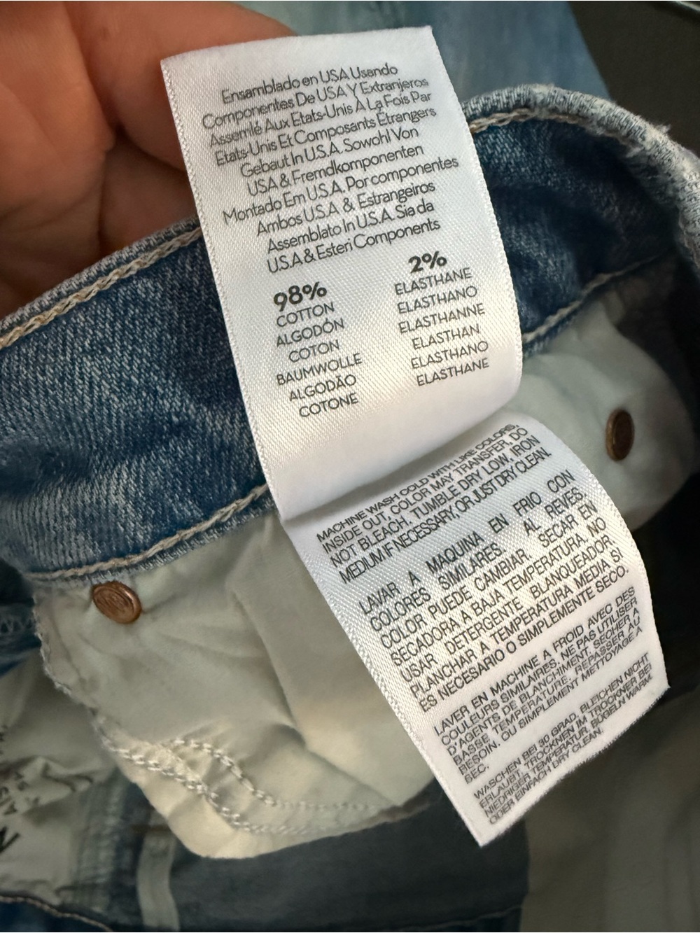 MOTHER • high waisted Smokin’ short fray denim shorts resting beach face size 26 - Picture 8 of 9